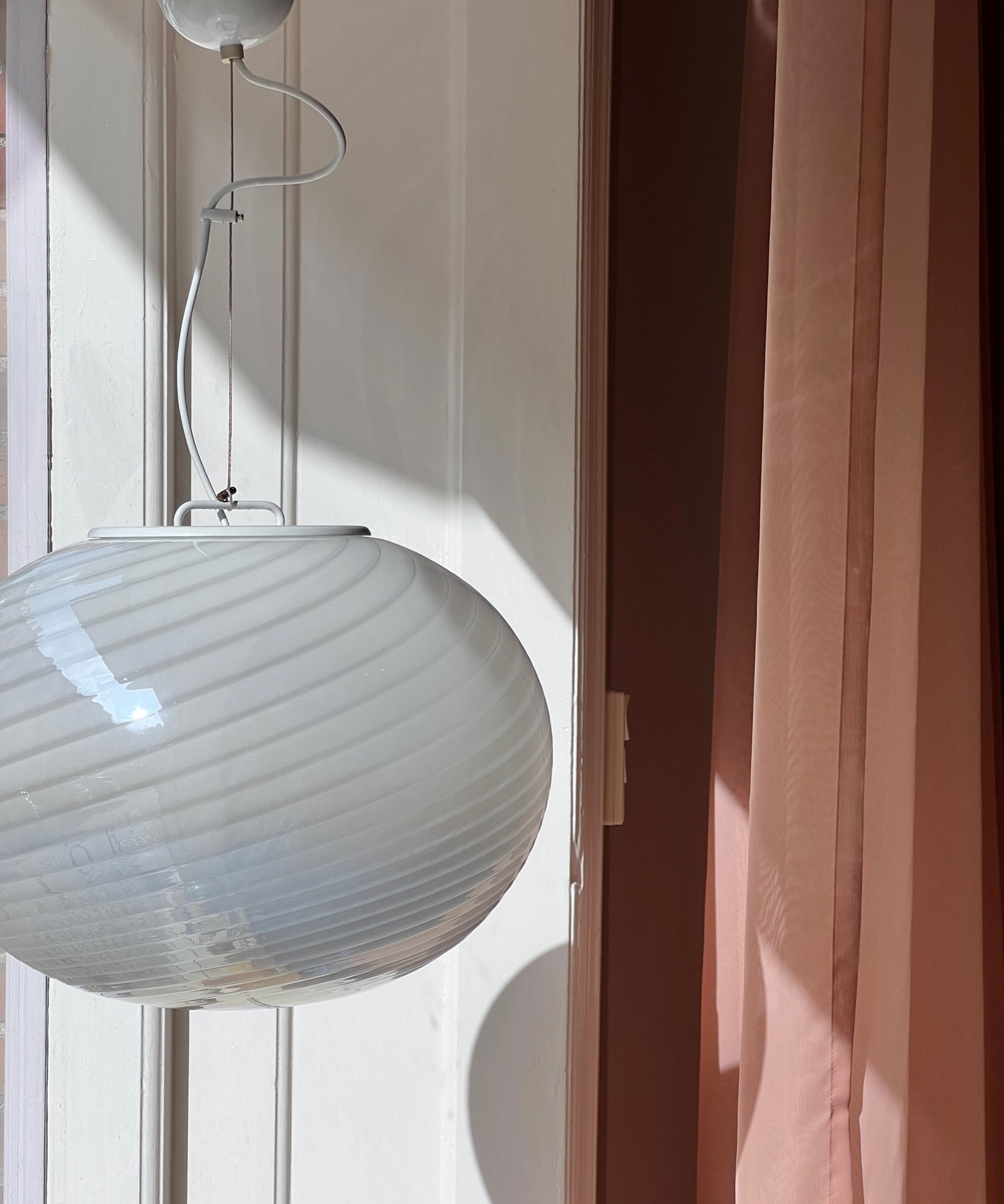 Vintage oval iridescent white swirl Murano ceiling lamp (D45)