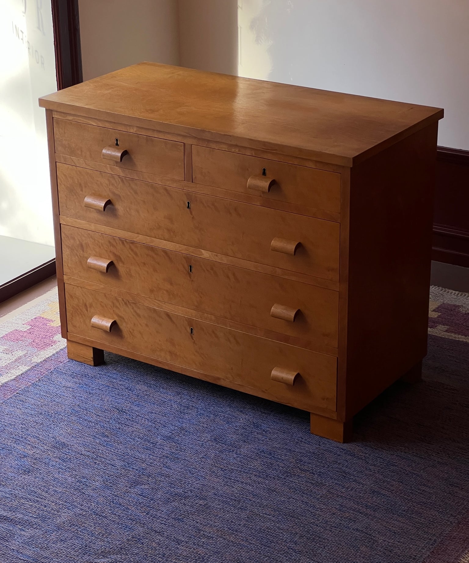 Vintage wooden chest of drawers
