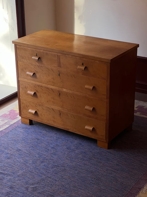 Vintage wooden chest of drawers