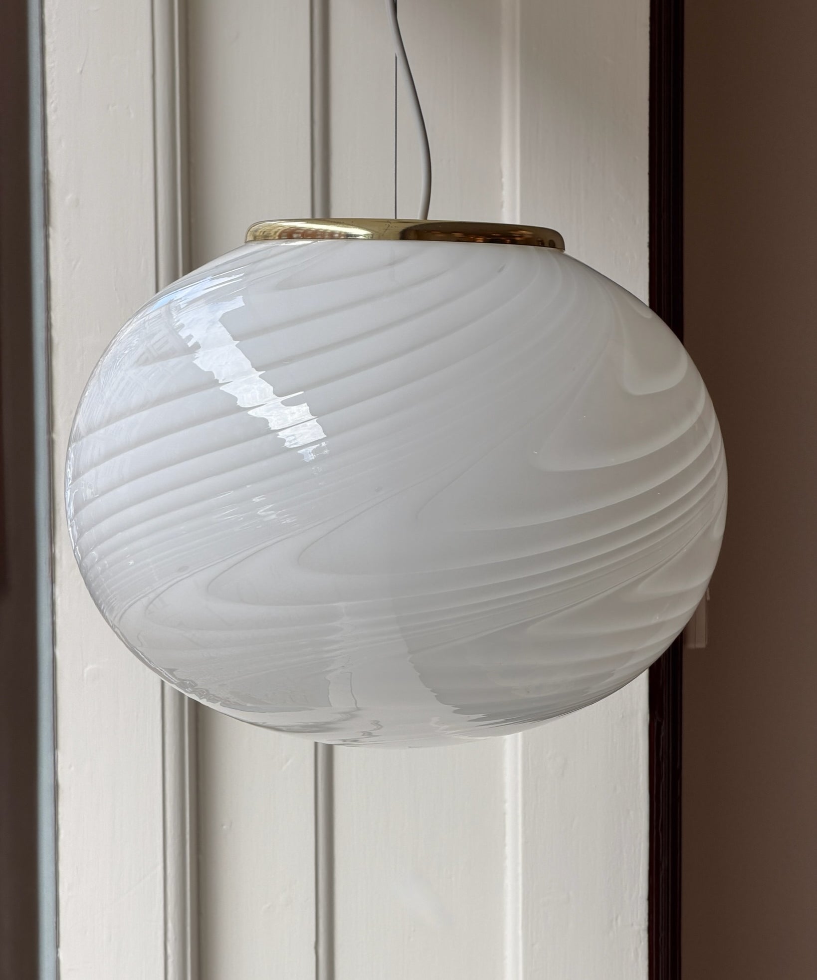 Vintage Murano oval white swirl ceiling lamp (D40)