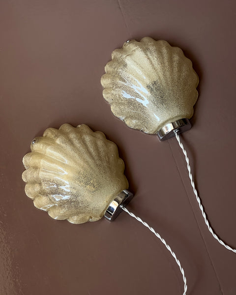 Vintage light yellow Murano shell wall lamps (2 available)