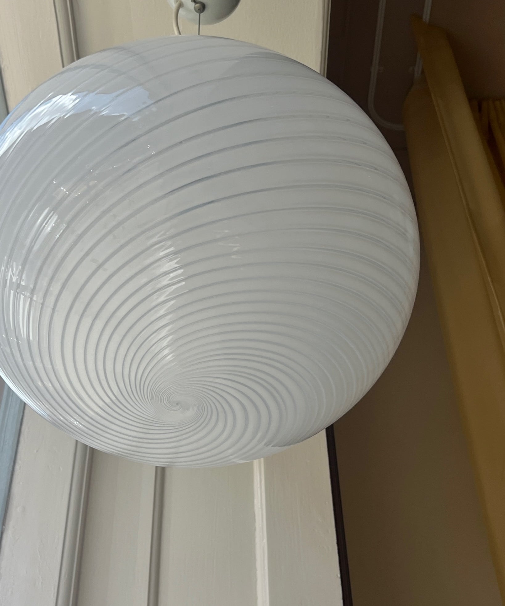 Vintage Murano oval white swirl ceiling lamp (D40)