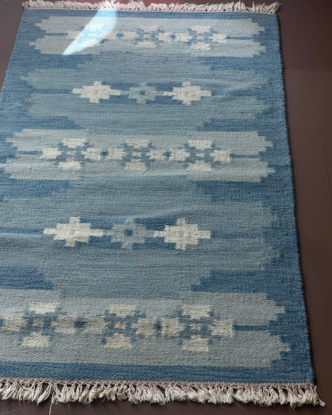 Vintage blue flat weave rug