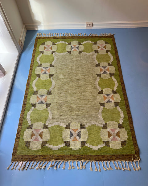 Vintage green flat weave rug by Ingegerd Silow (IS)