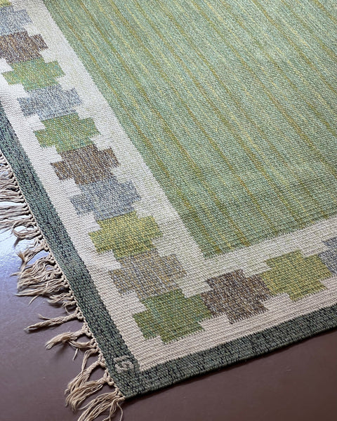 Vintage green flat weave rug by Ingegerd Silow (IS)