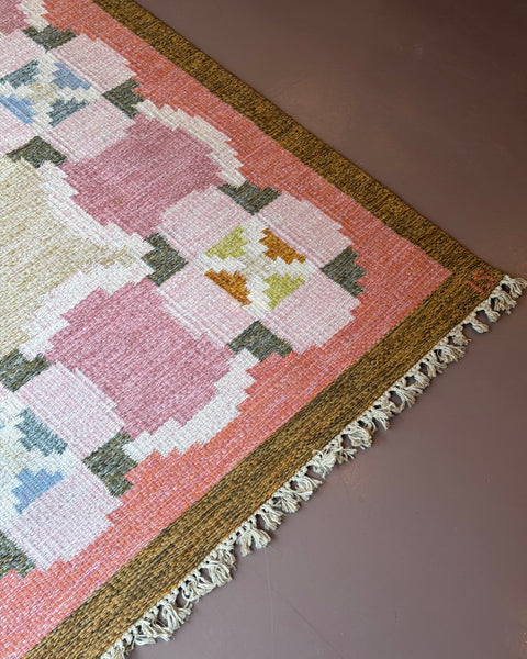 Vintage flat weave rug by Ingegerd Silow (IS)