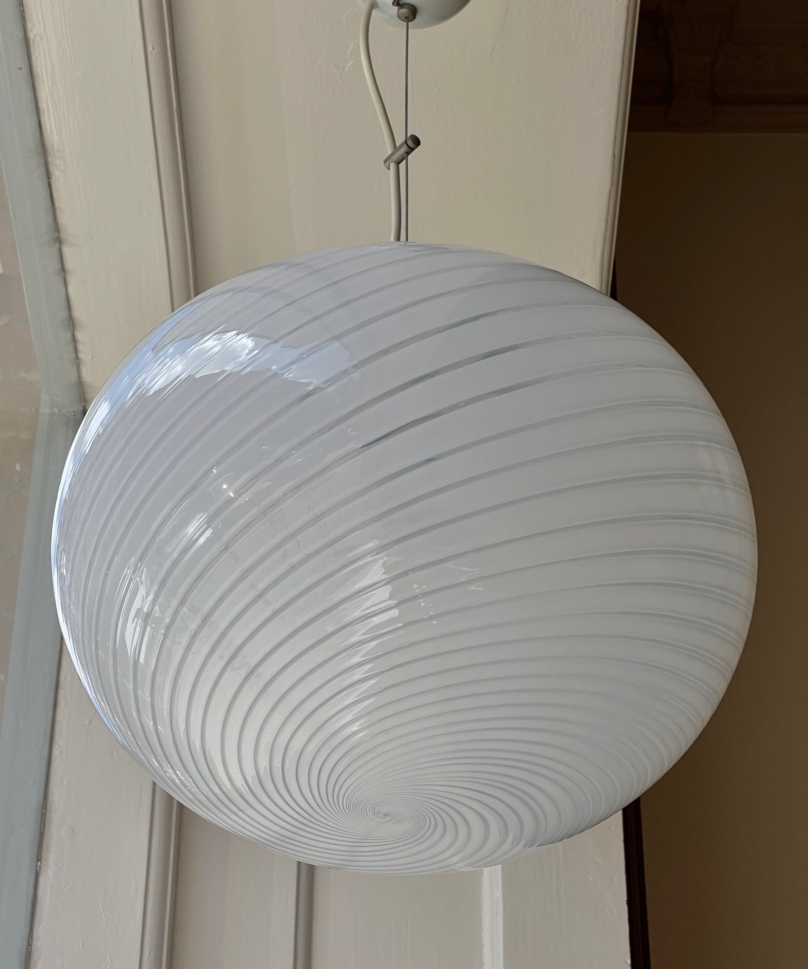 Vintage Murano oval white swirl ceiling lamp (D40)