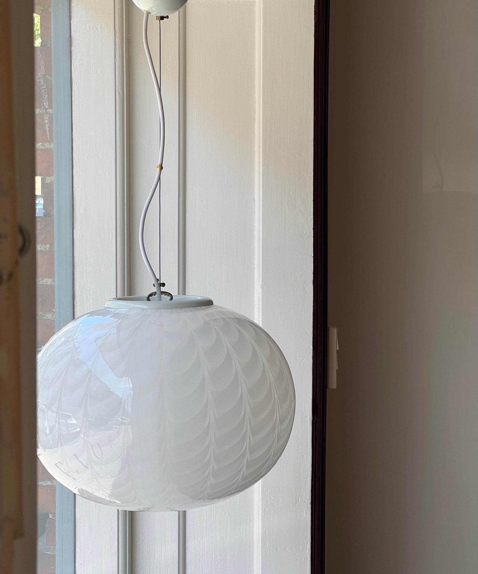 Vintage Murano oval white swirl ceiling lamp (D40)
