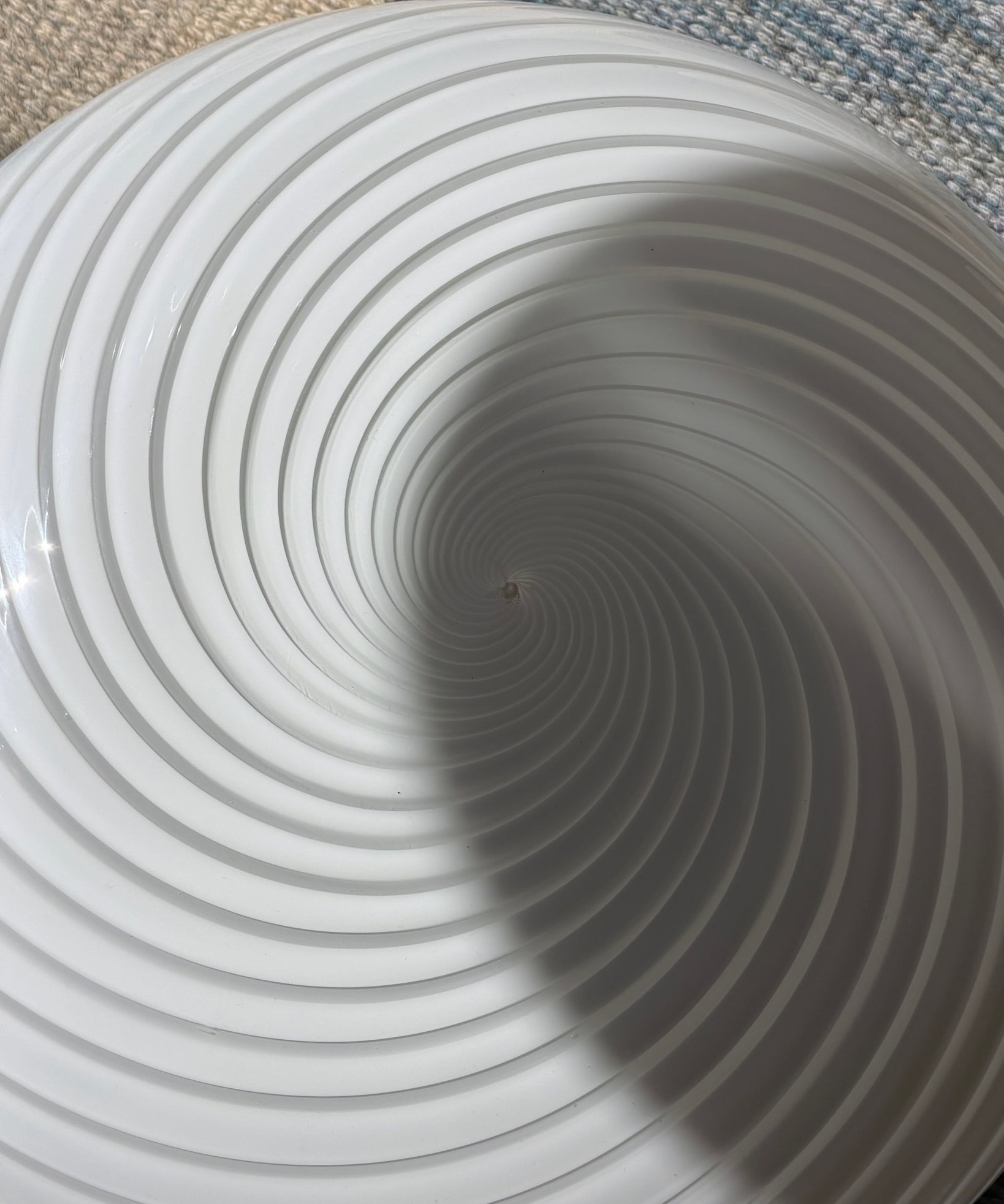 Vintage Murano white swirl ceiling/wall lamp (D40)
