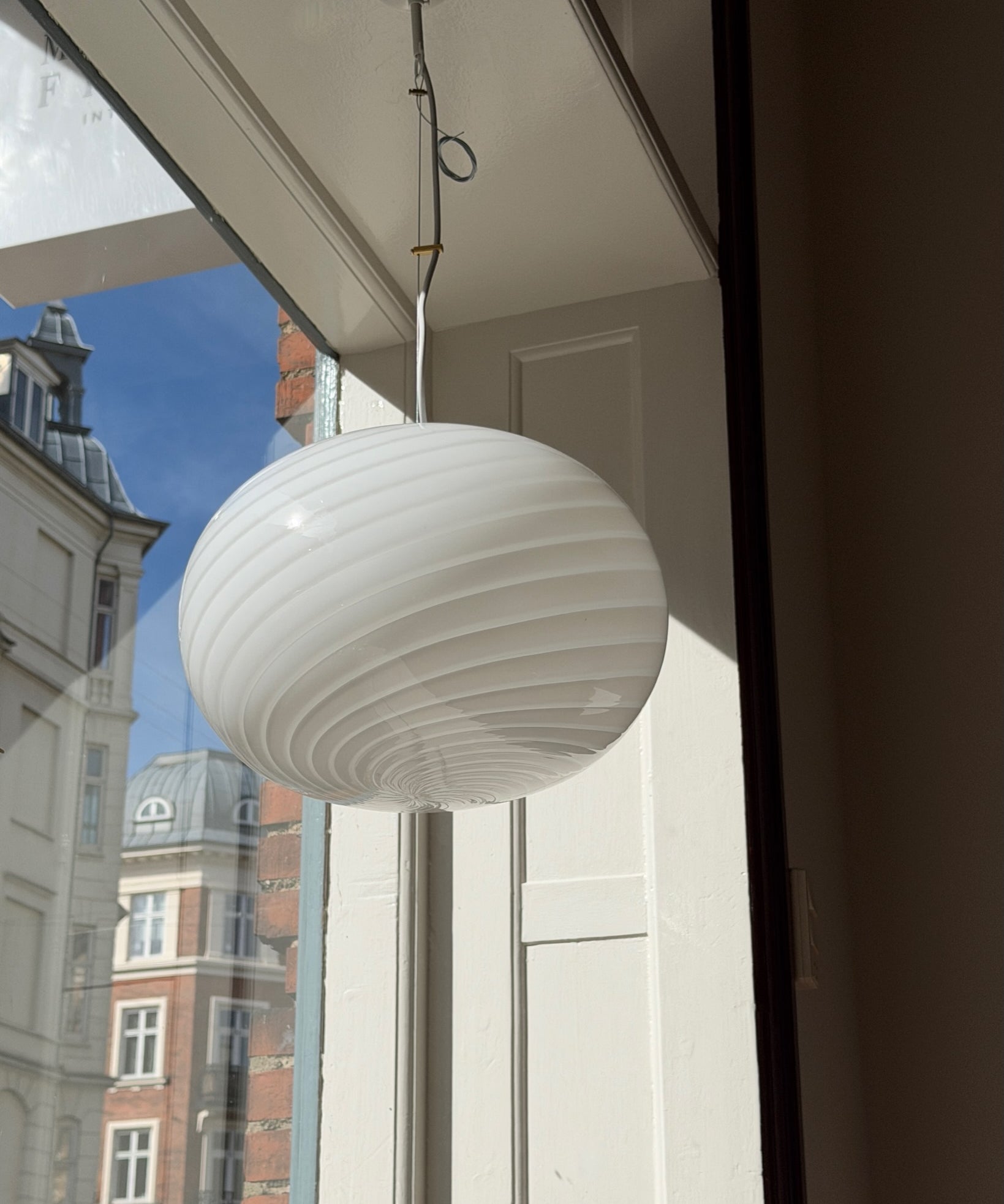 Vintage Murano white swirl oval ceiling lamp (D40)