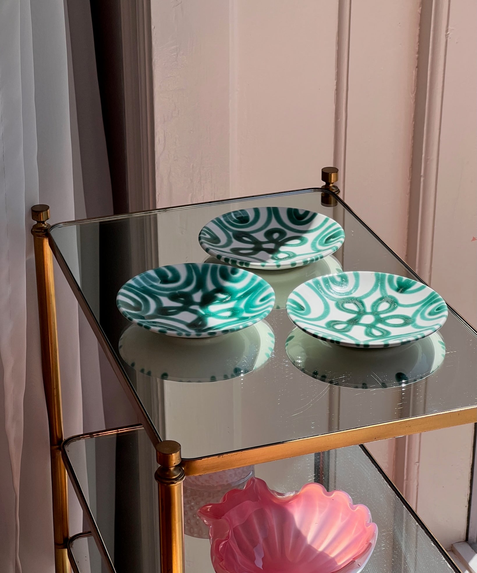 Vintage green / white ceramic plate