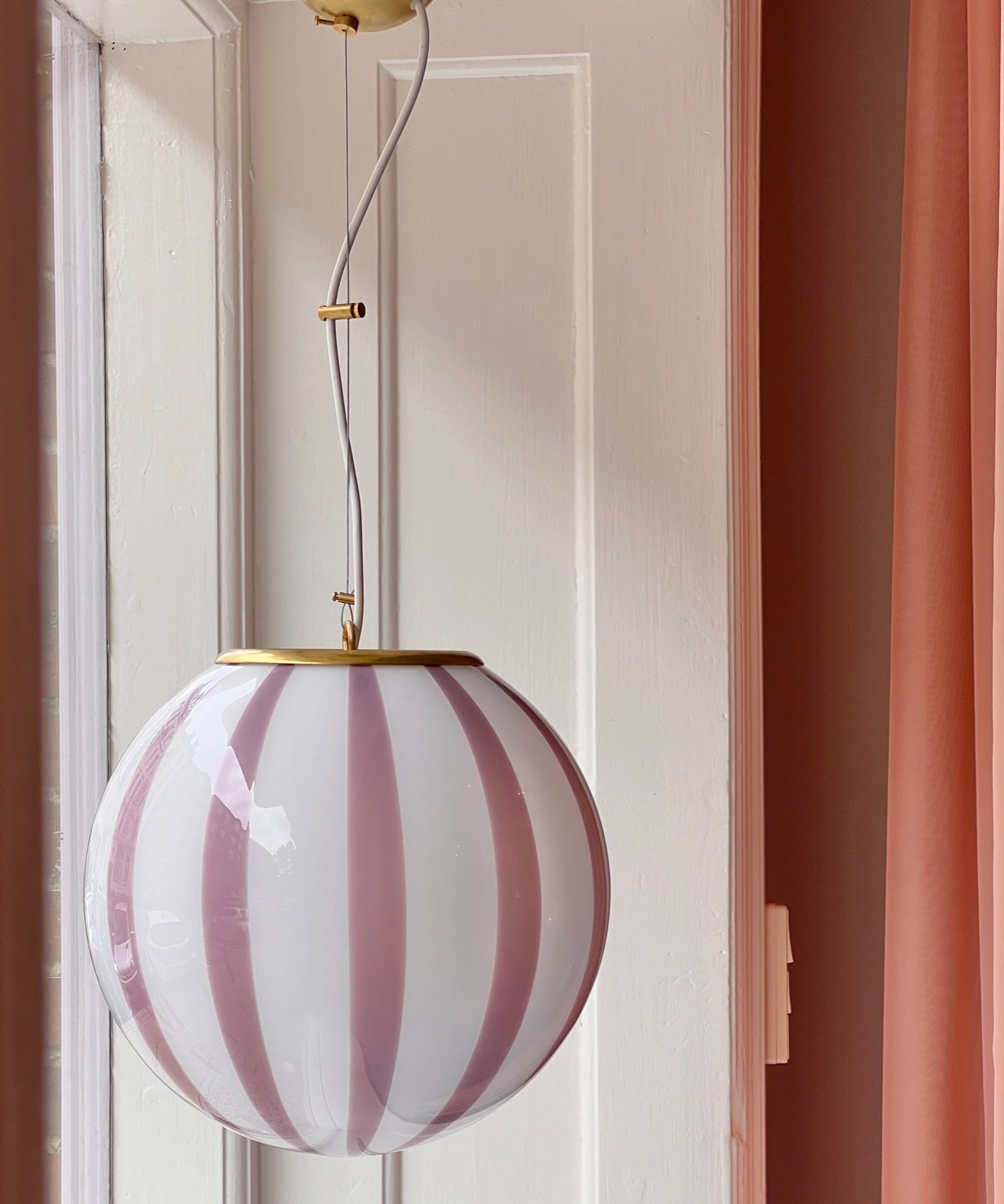Candy ceiling lamp - Pink lavender vertical stripes (D30)