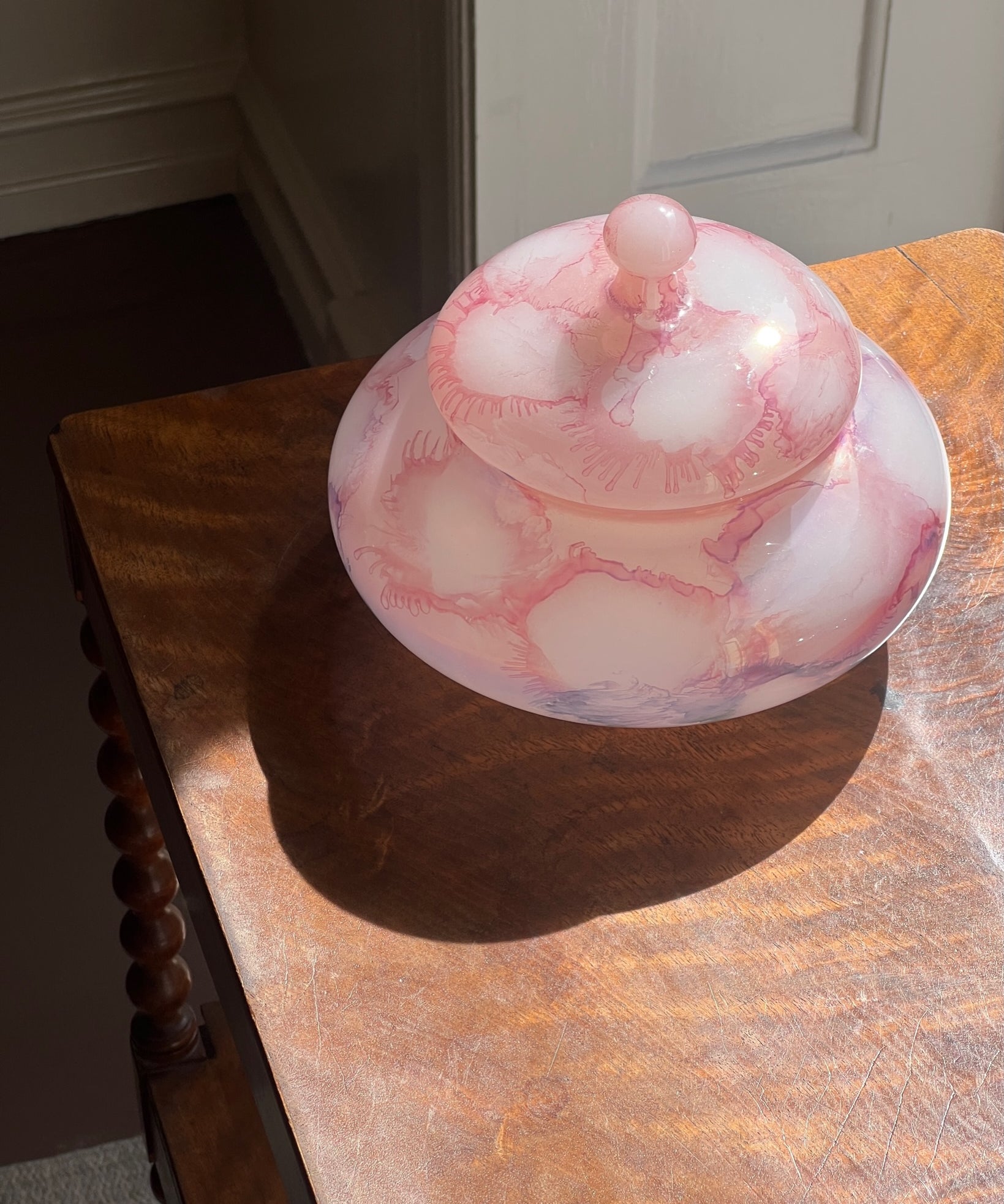 Vintage large pink Murano bonbonniere