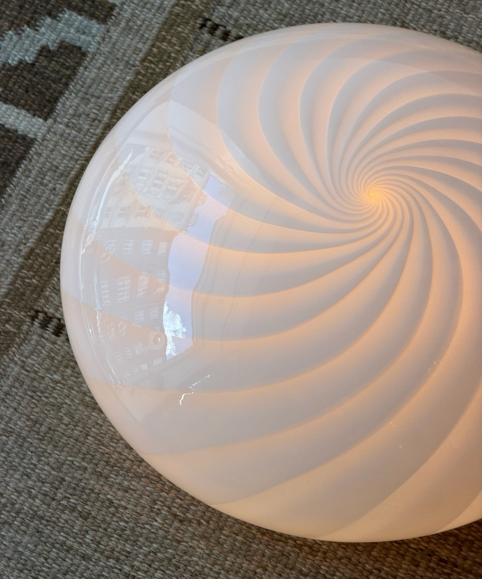 Vintage Murano white swirl ceiling/wall lamp (D45)