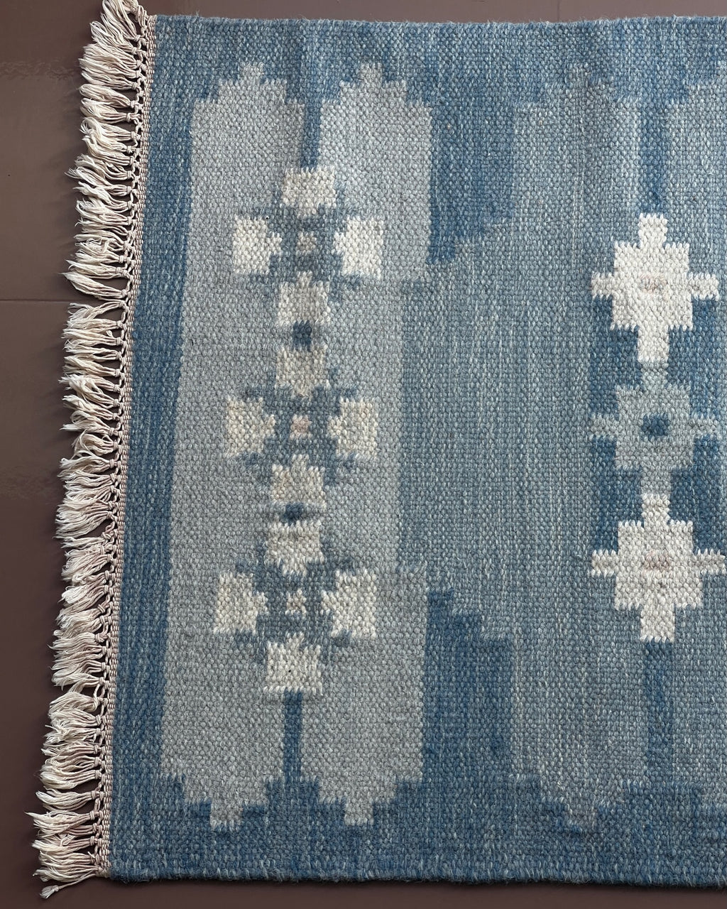 Vintage blue flat weave rug – Millefiori Interior