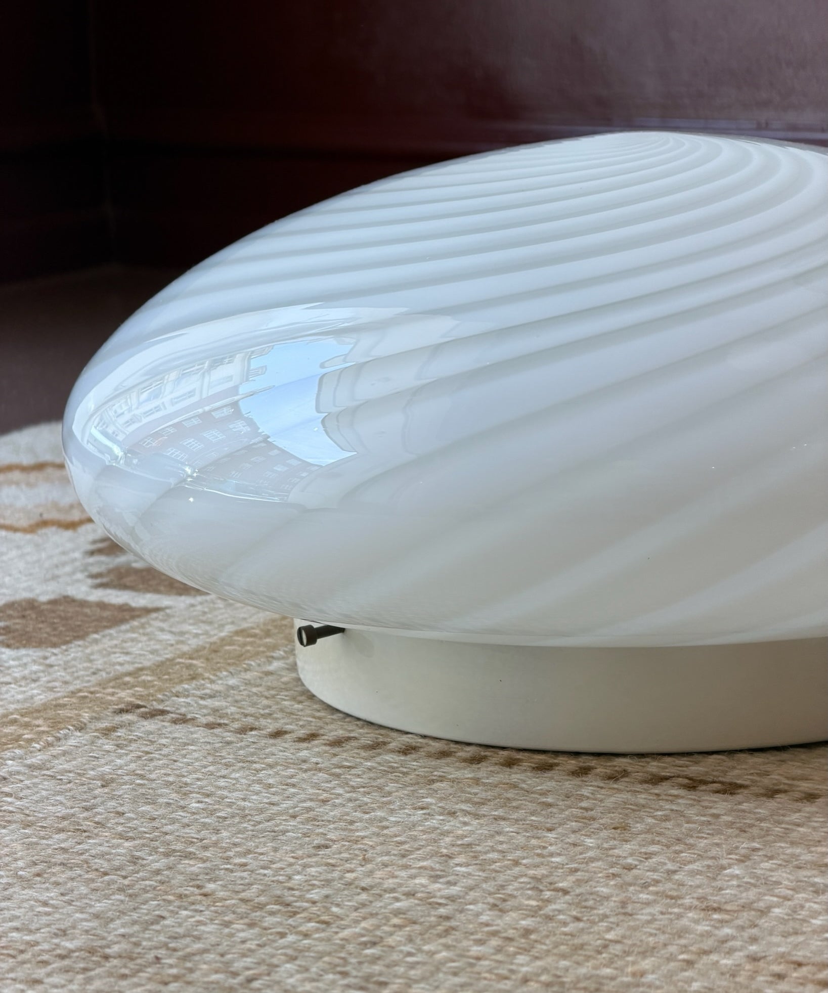 Vintage Murano white swirl ceiling/wall lamp (D40)