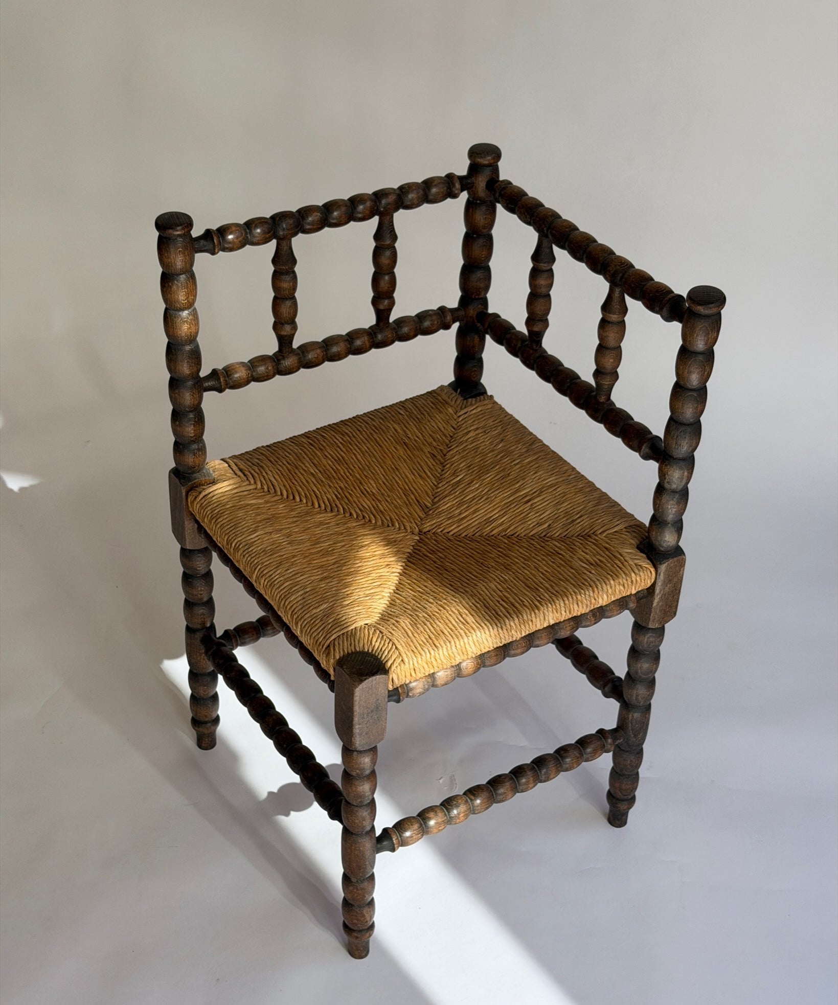Vintage Bobbin corner chair