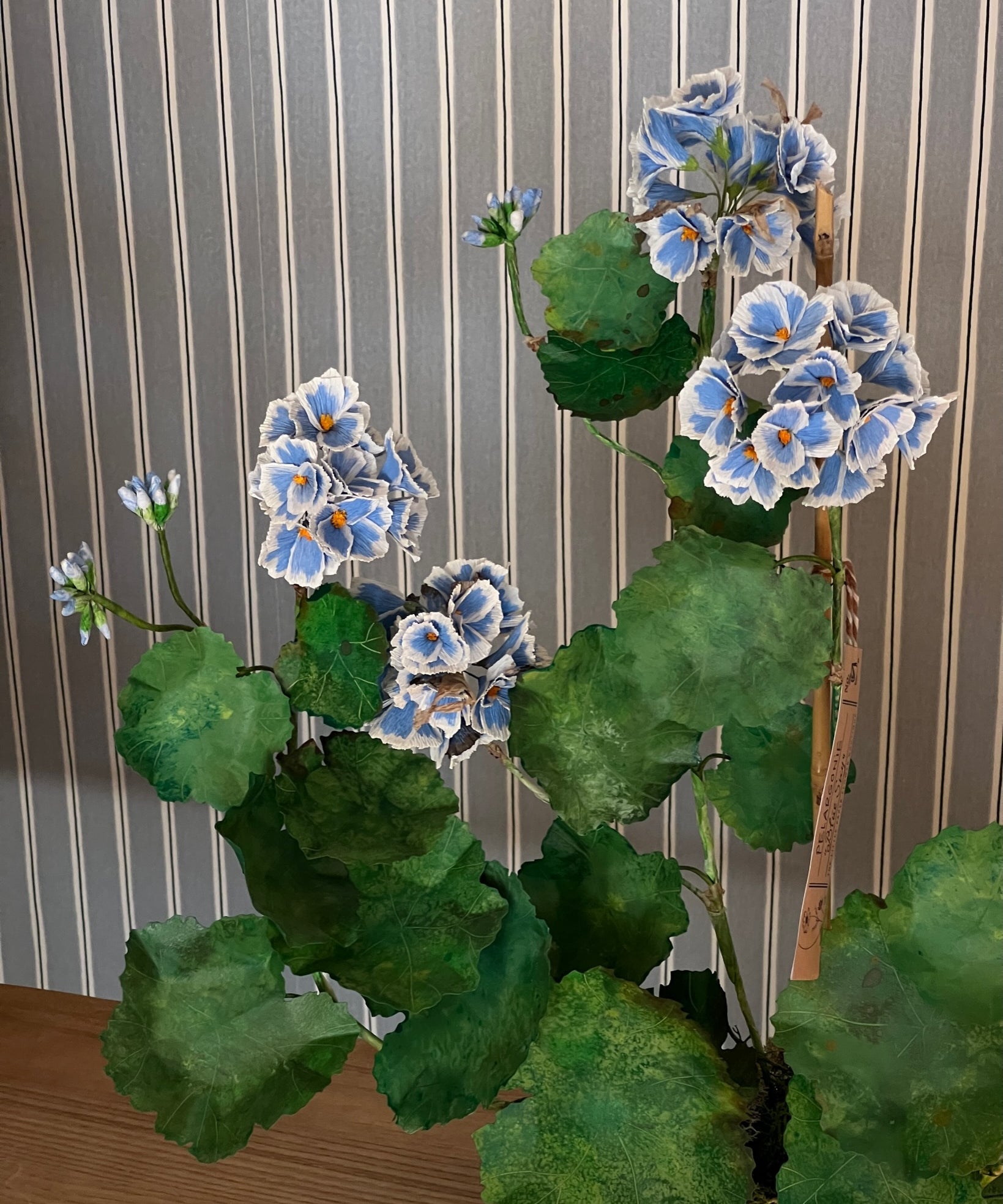 Paper flower 'Blue Sky Pelargonium'