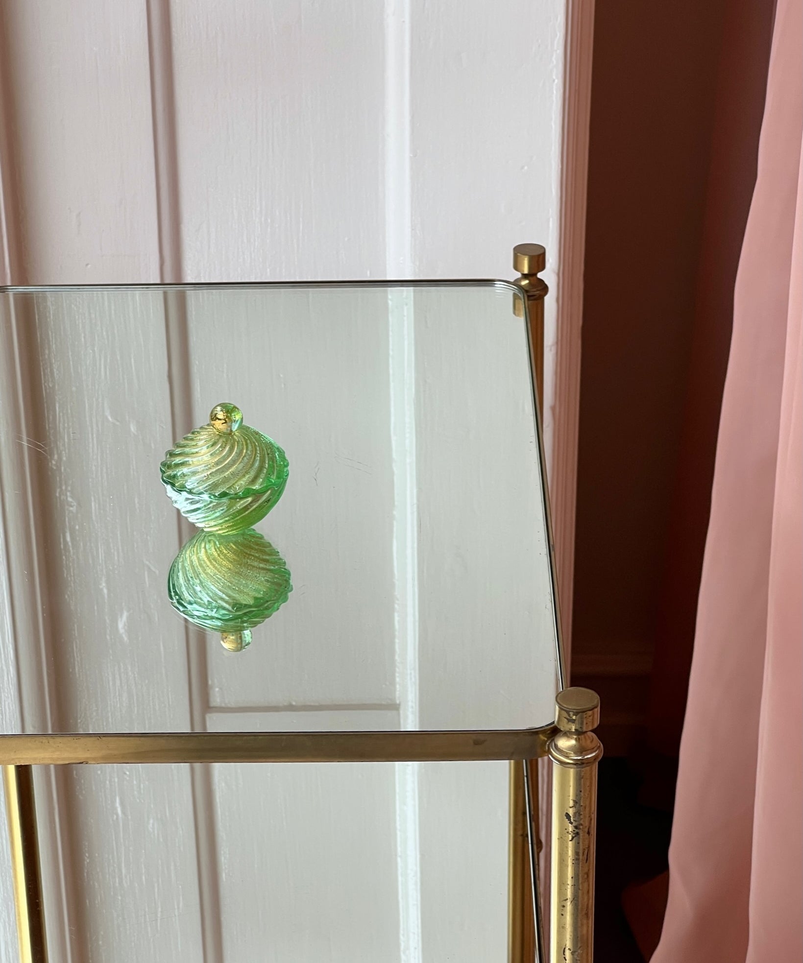 Vintage golden / green Murano bonbonniere