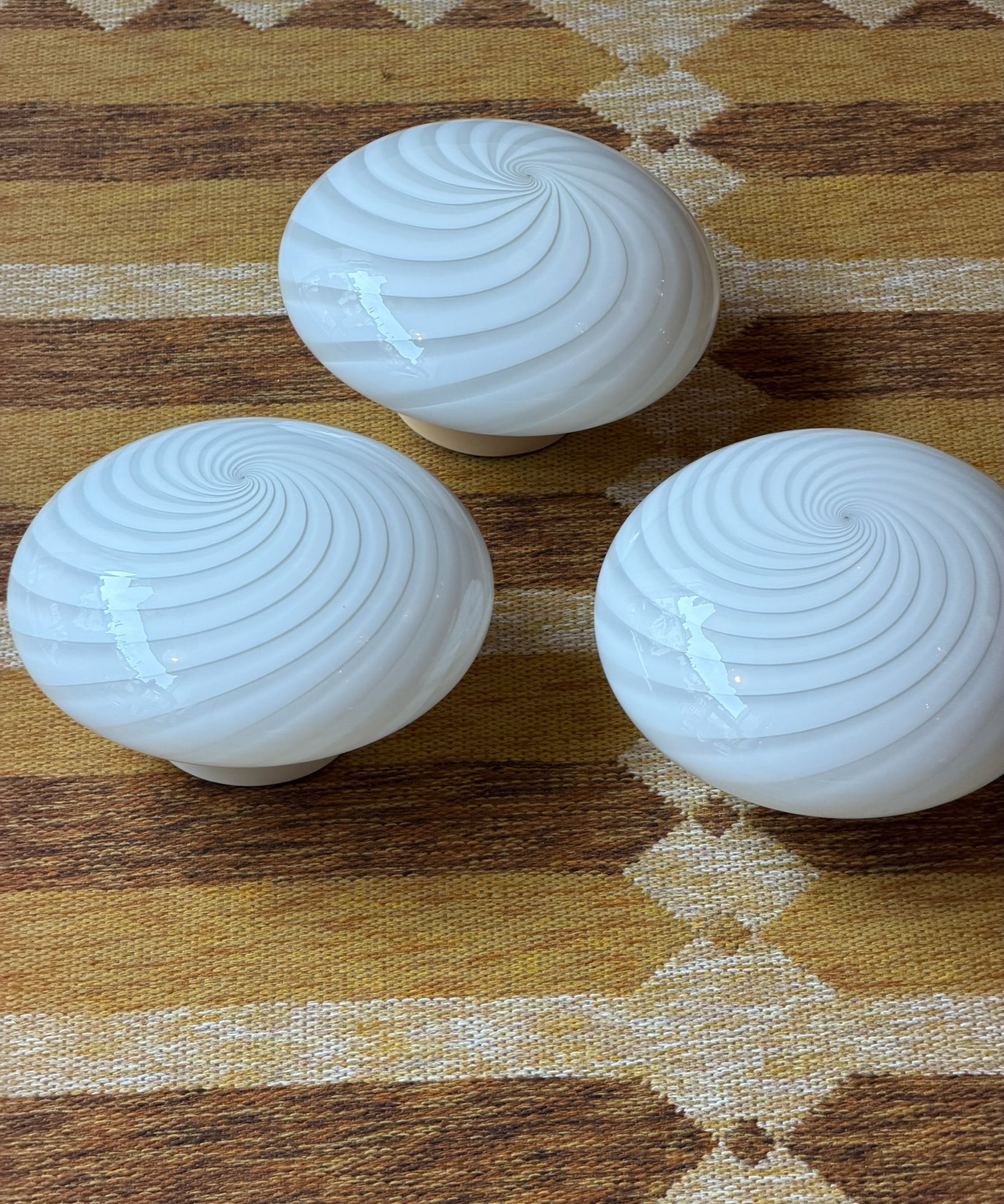 Vintage Murano white swirl ceiling/wall lamp (D24) (3 available)