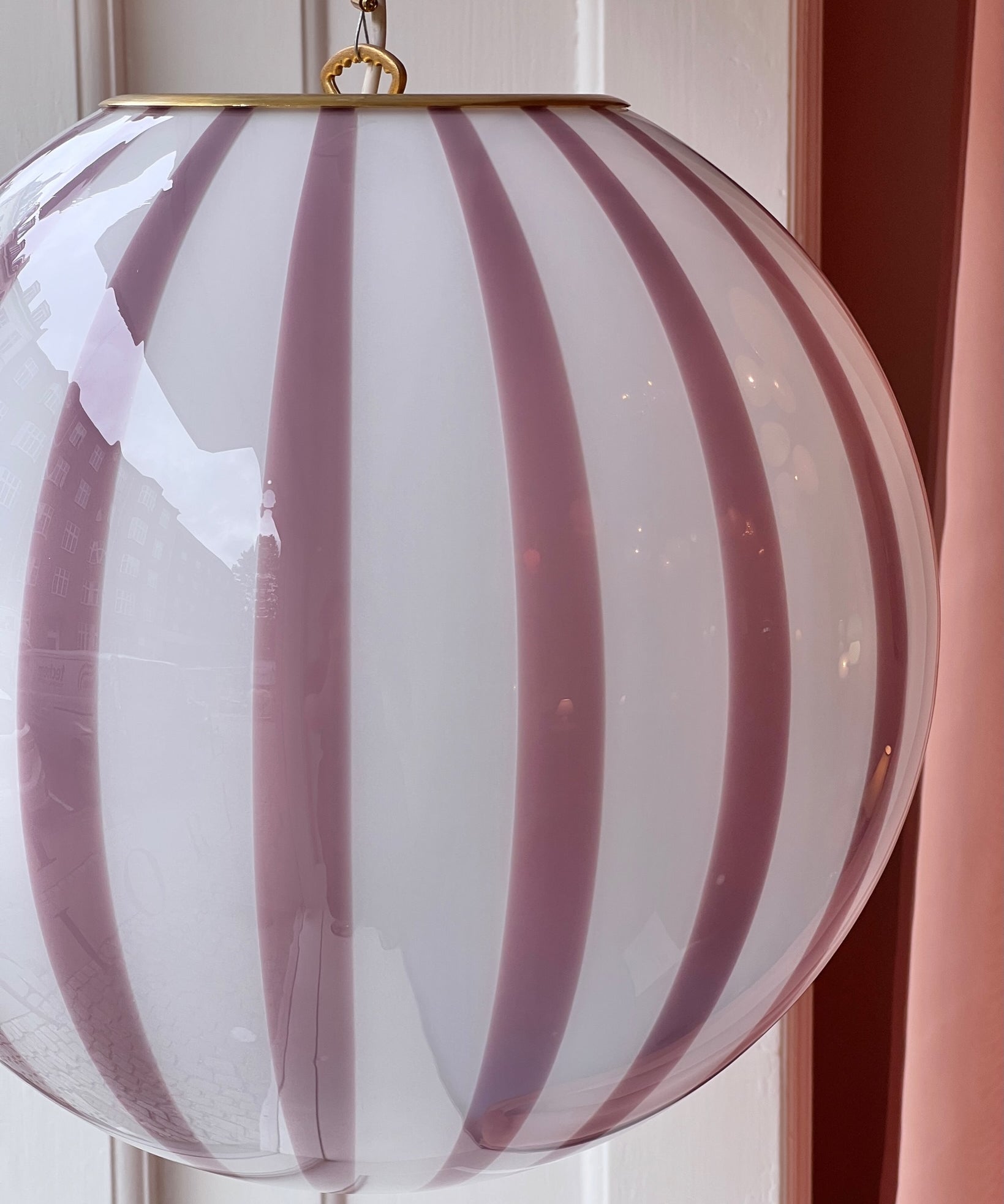 Candy ceiling lamp - Pink lavender vertical stripes (D40)