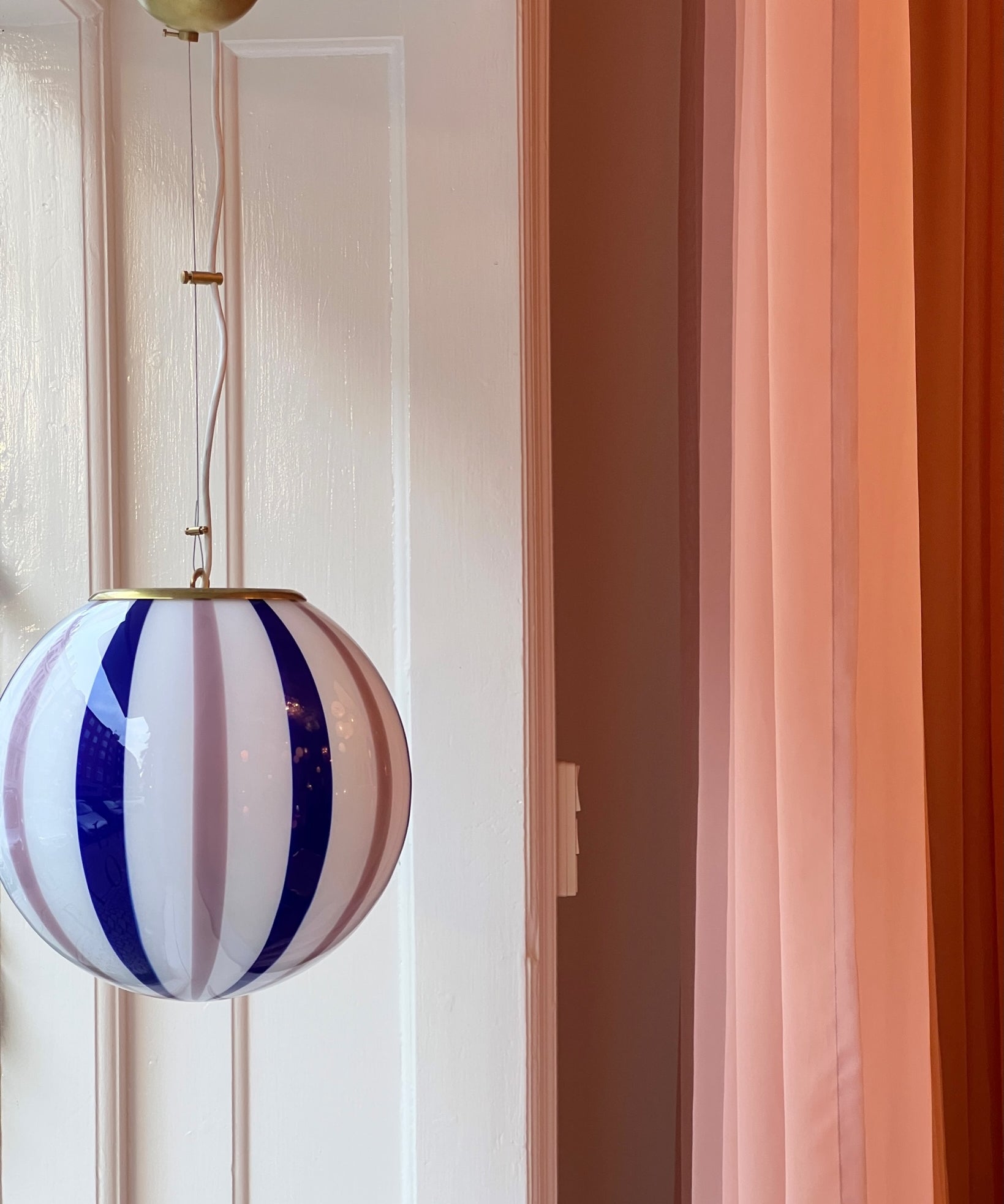 Candy ceiling lamp - Pink lavender / blue vertical stripes (D30)