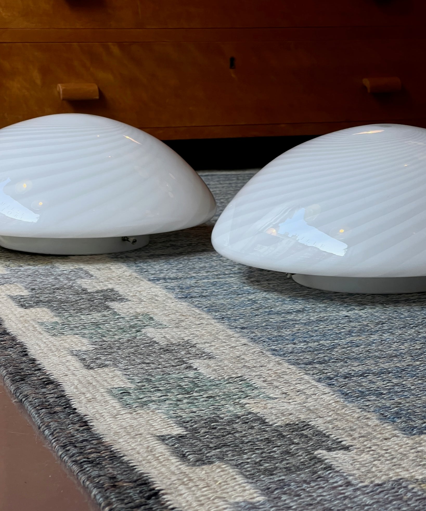 Vintage Murano white swirl ceiling/wall lamp (D33)