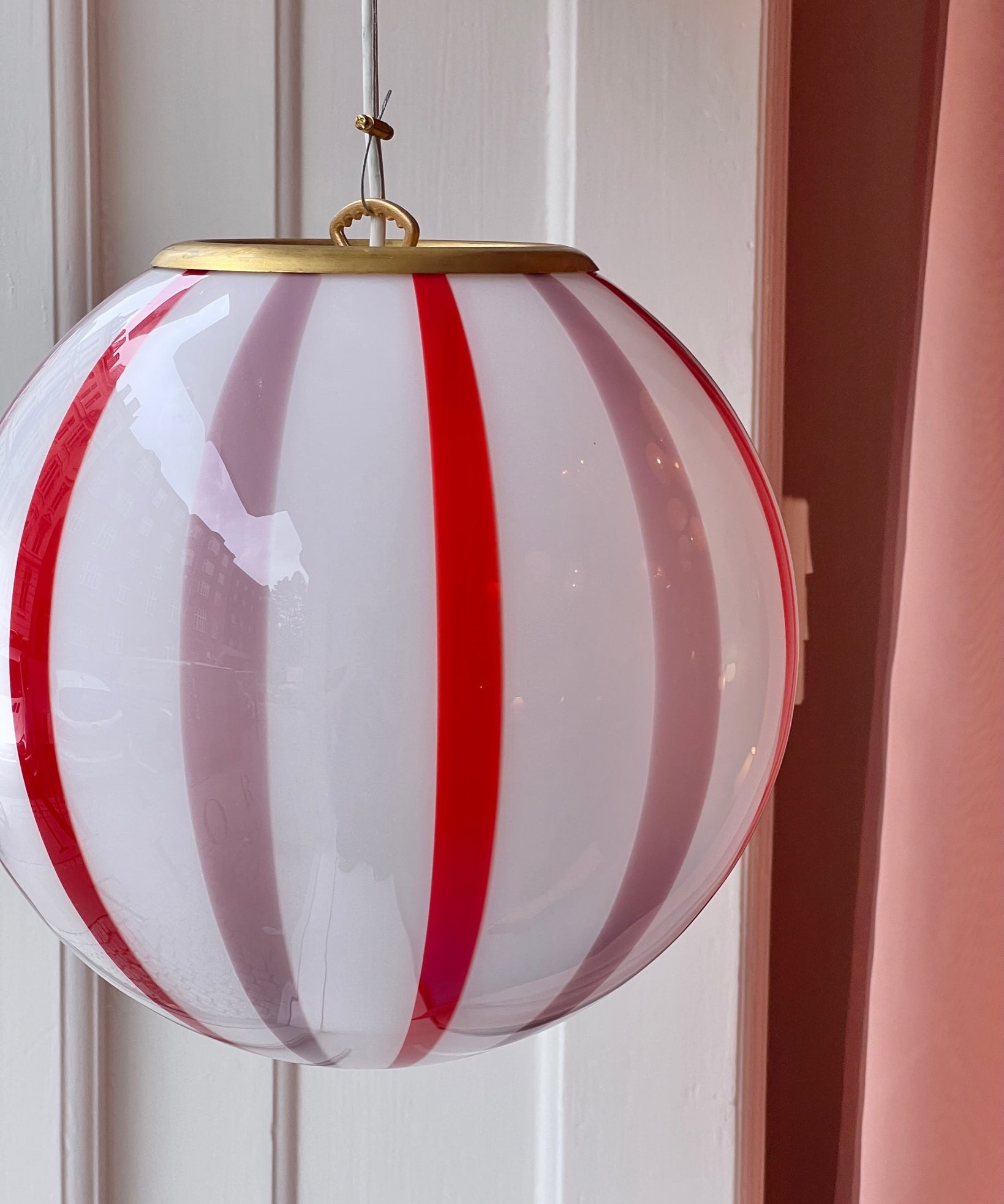 Candy ceiling lamp - Pink lavender / red vertical stripes (D30)