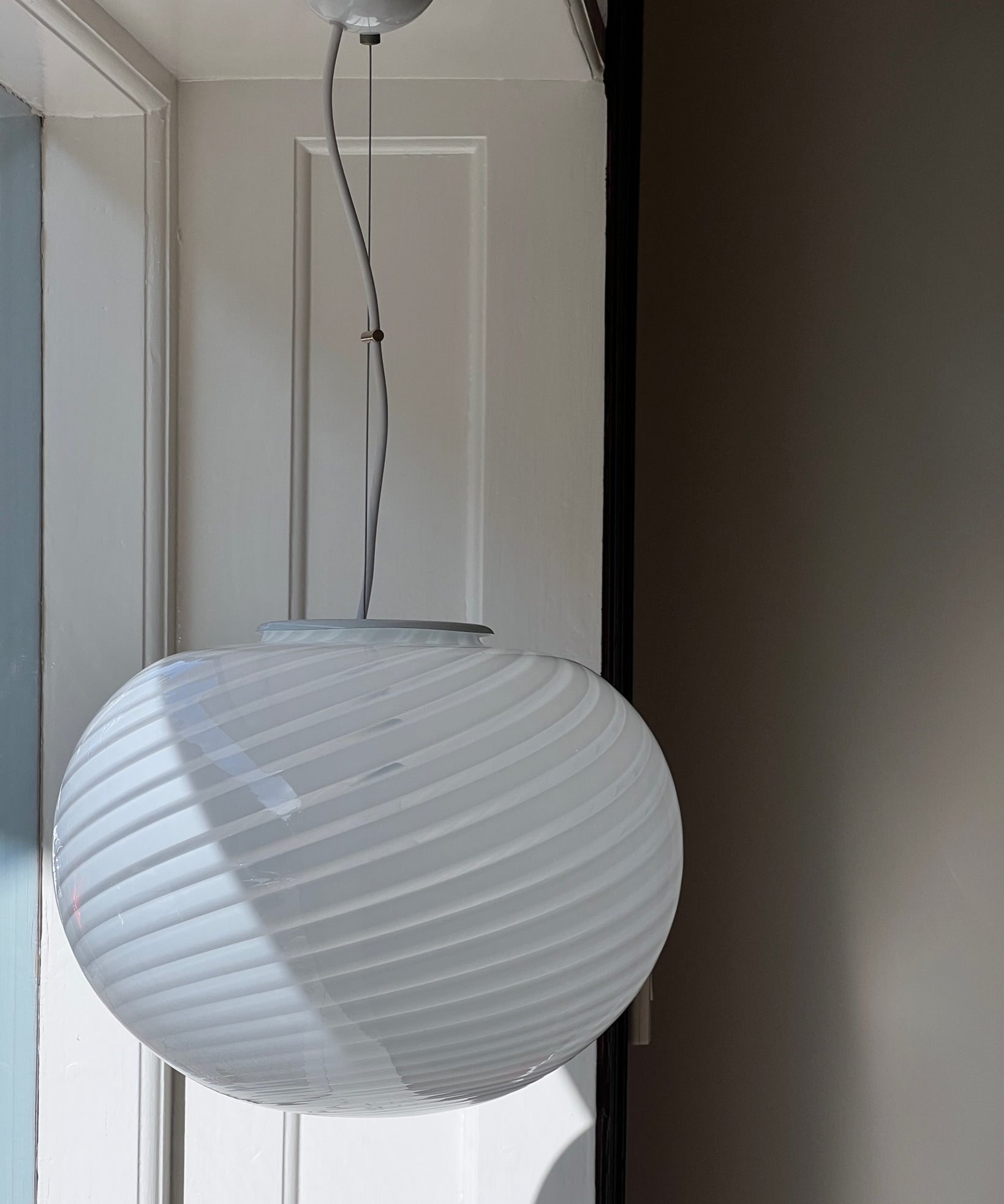 Vintage Murano white swirl oval ceiling lamp (D40)