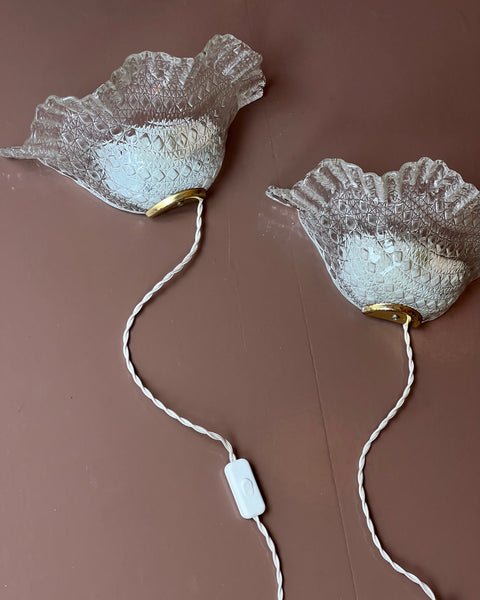Vintage clear Murano shell wall lamp (2 available)