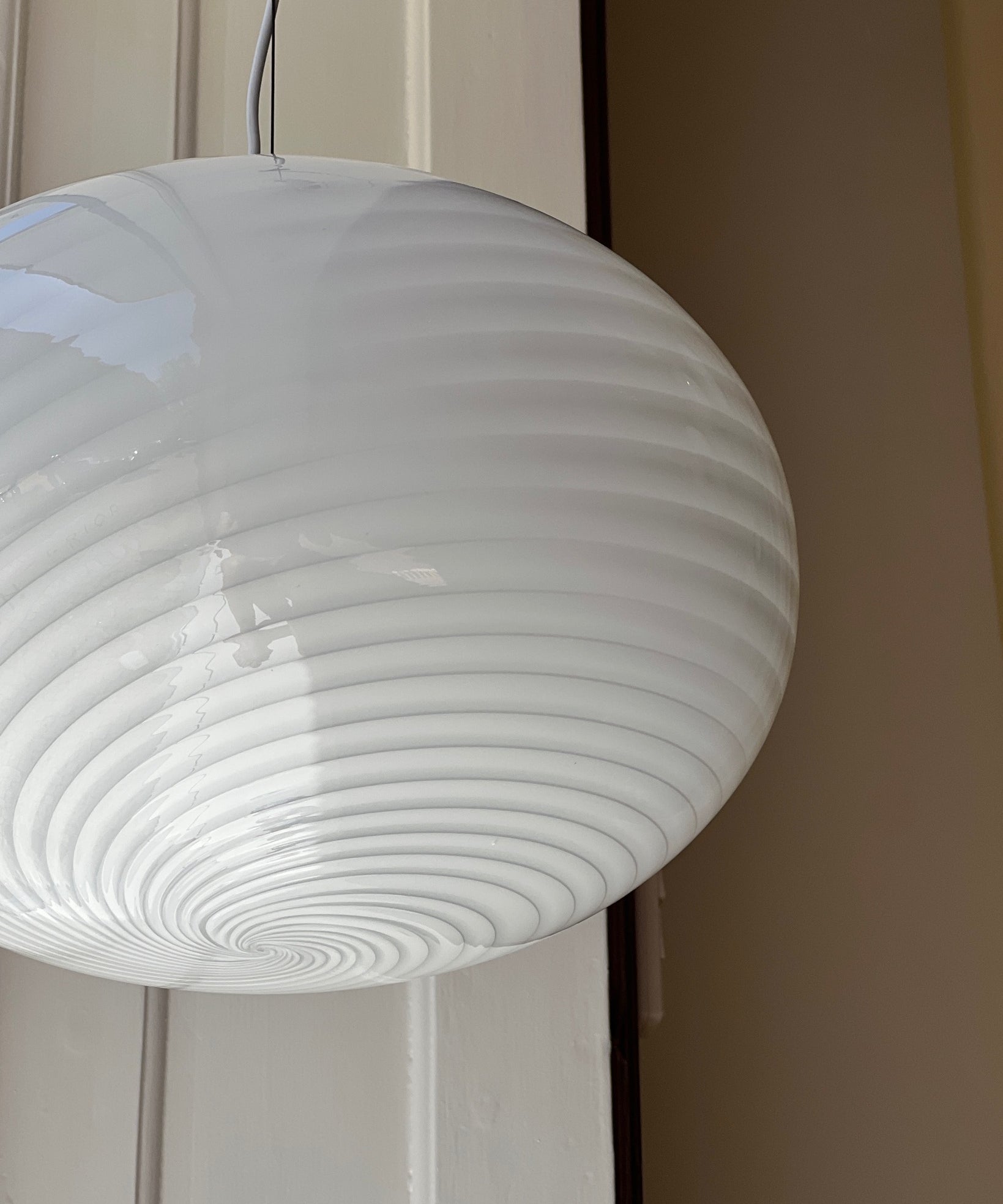 Vintage Murano oval white swirl ceiling lamp (D40)