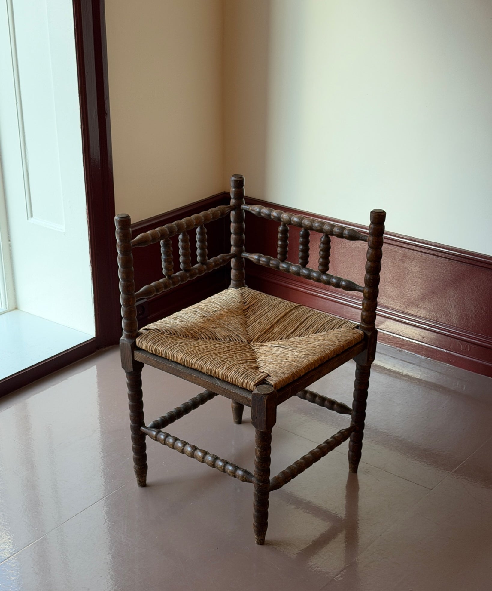 Vintage Bobbin corner chair