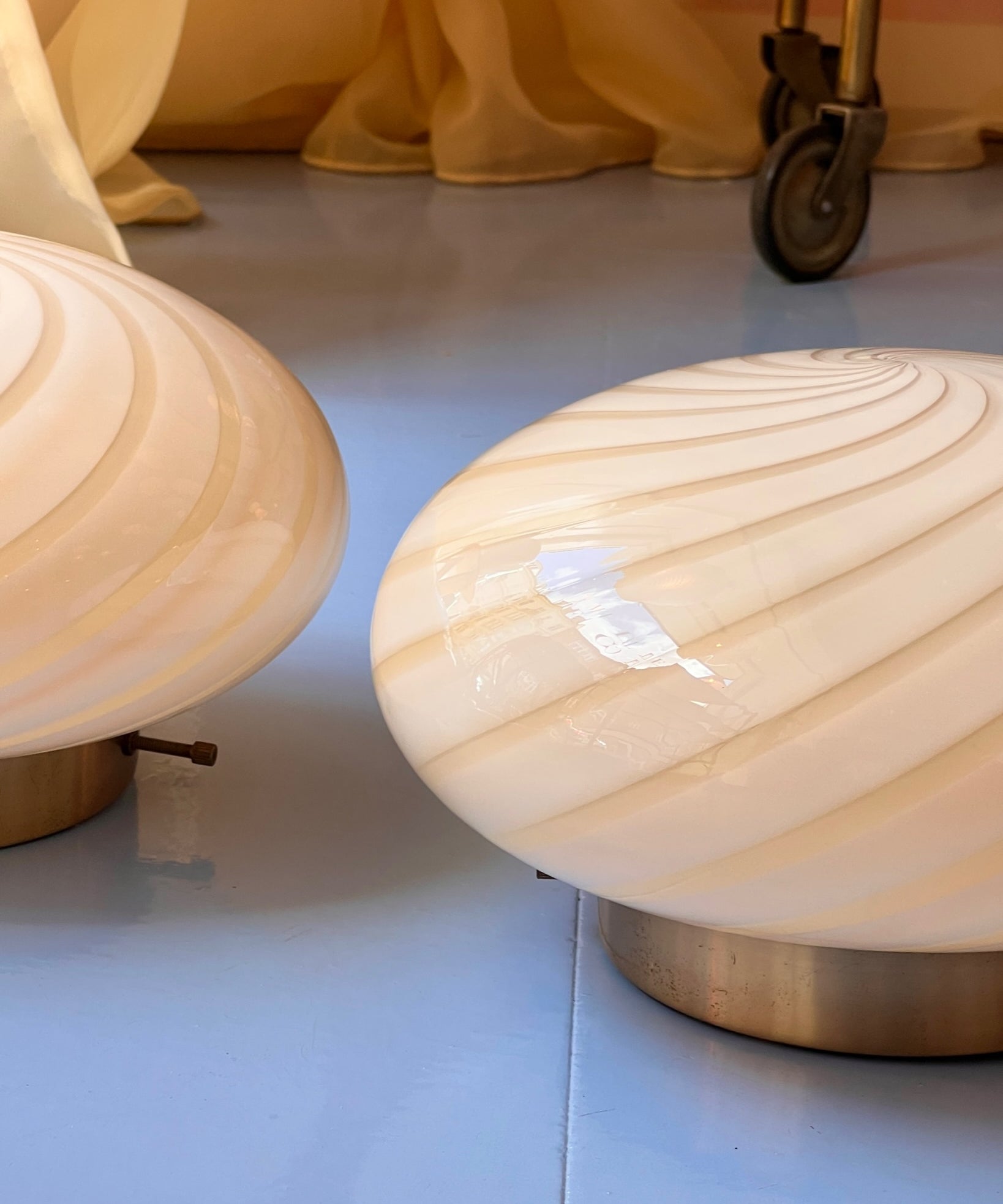 Vintage Murano light yellow swirl ceiling/wall lamp (D26)