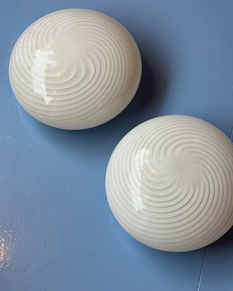 Vintage Murano white swirl ceiling/wall lamp (D25) (2 available)