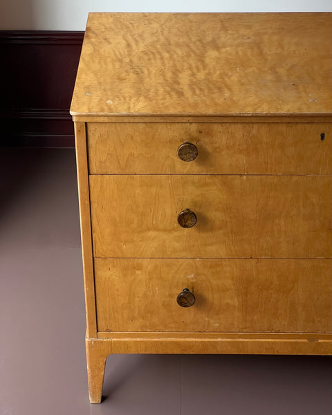 Vintage wooden chest of drawers