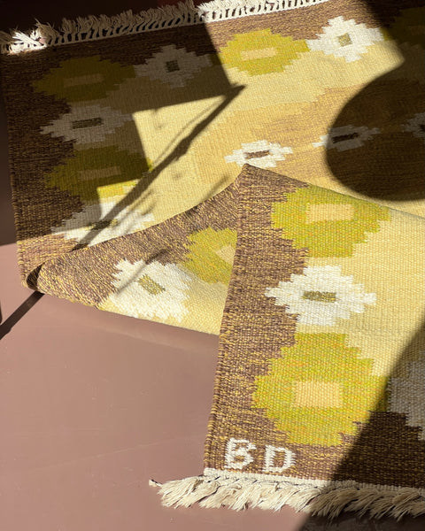 Vintage flat weave rug signed BD