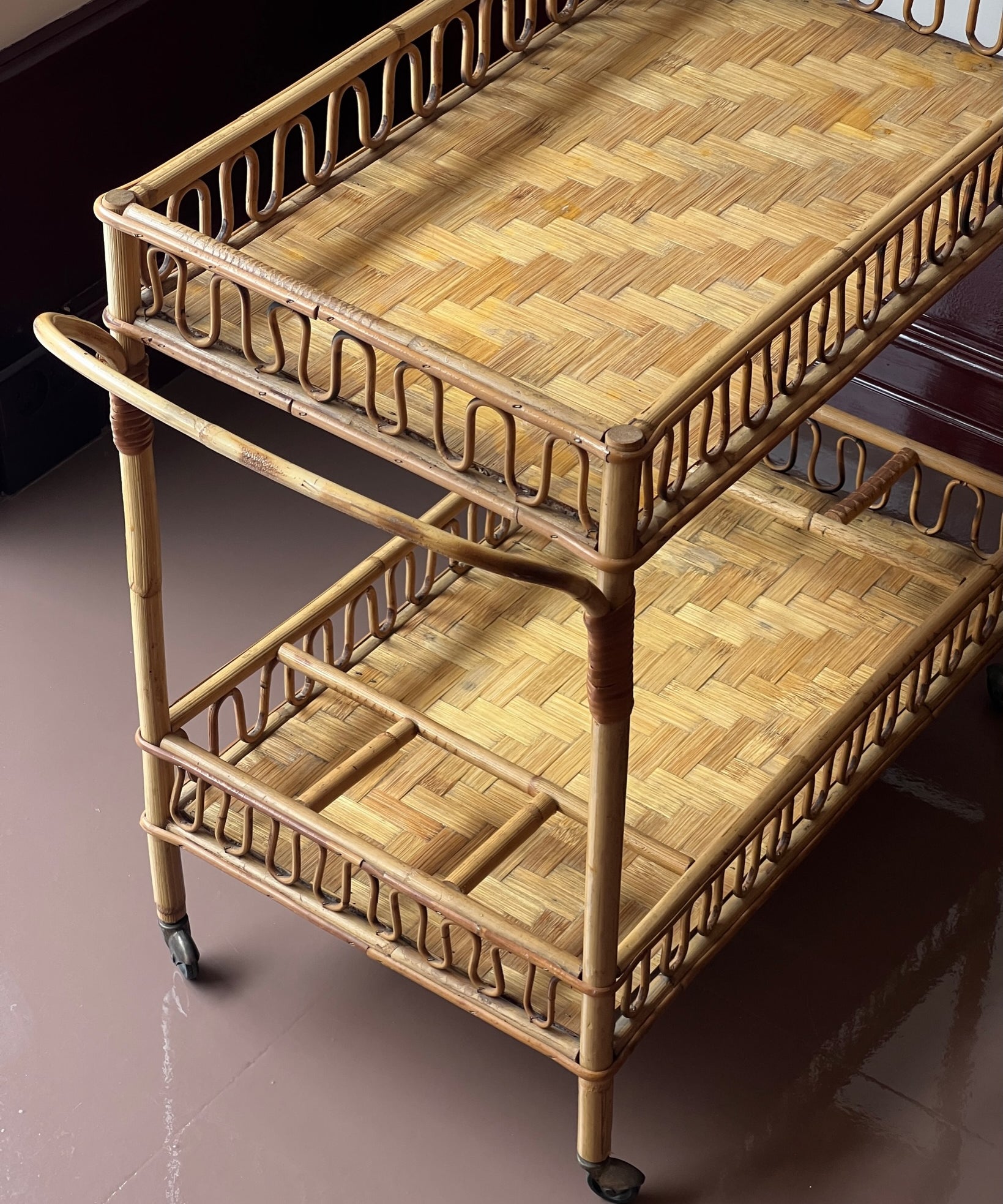 Vintage rattan trolley/table with wheels