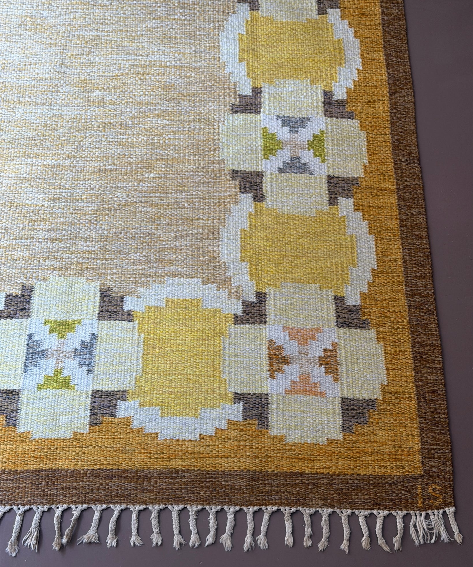 Vintage flat weave rug by Ingegerd Silow (IS)