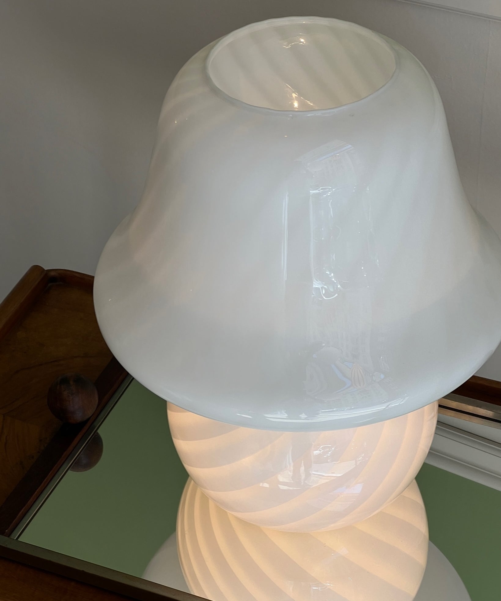 Vintage large white swirl Murano mushroom table lamp