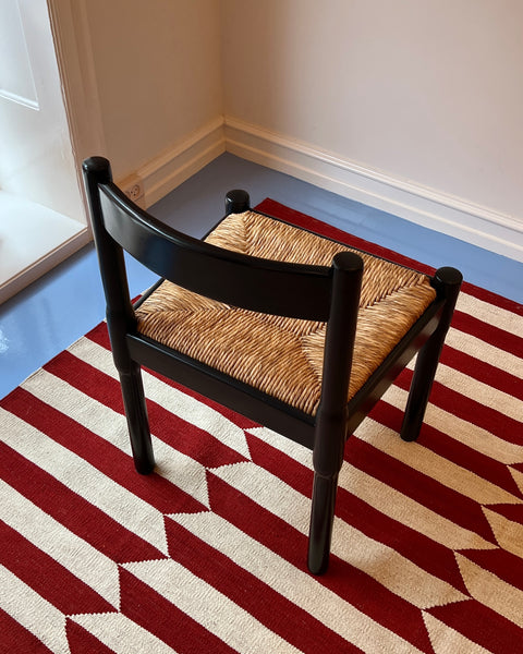 Carimate chair by Vico Magistretti (Glossy black)