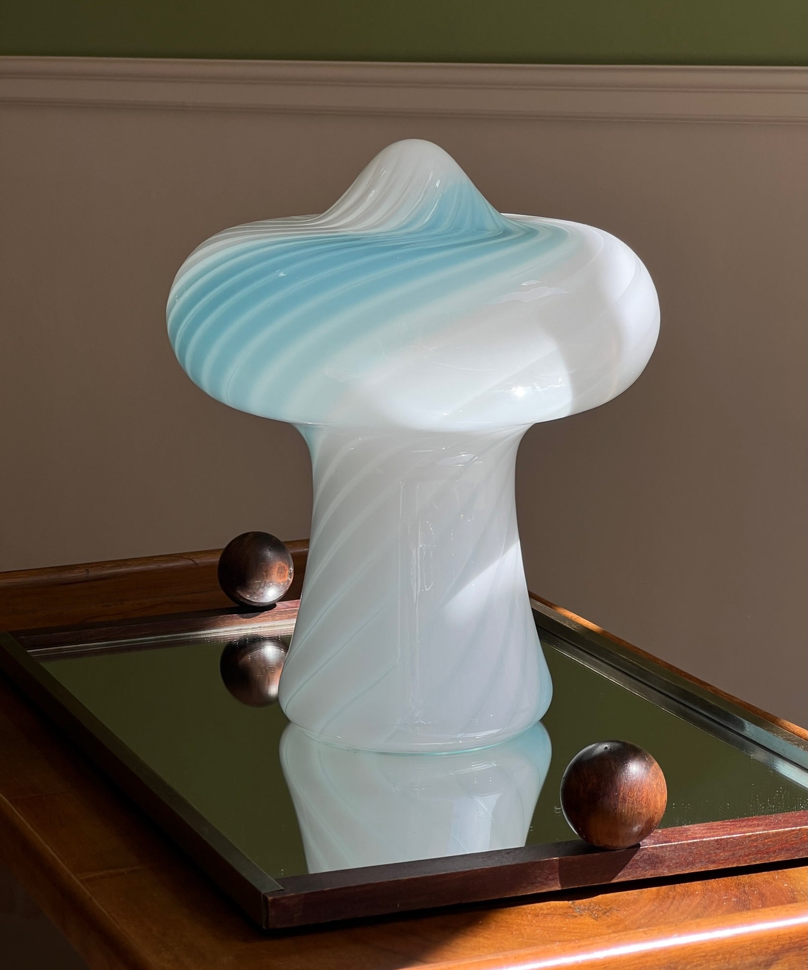 Vintage blue/white Murano mushroom table lamp