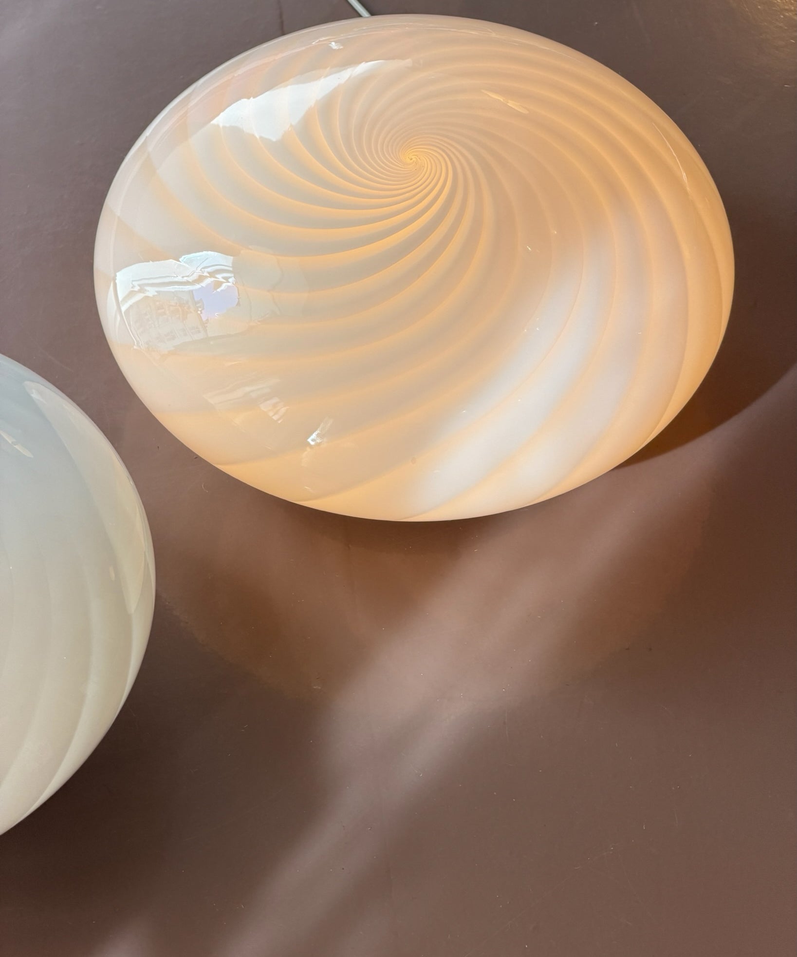 Vintage Murano white swirl ceiling/wall lamp (D36) (2 available)
