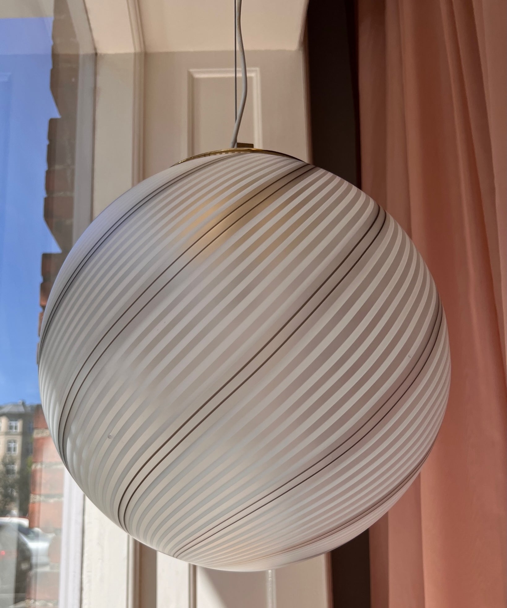 Vintage white/black/blured Murano swirl ceiling lamp (D40)