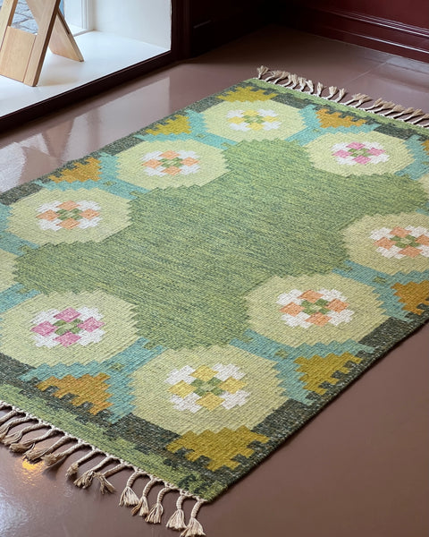 Vintage green flat weave rug by Ragnar Edberg (RE)