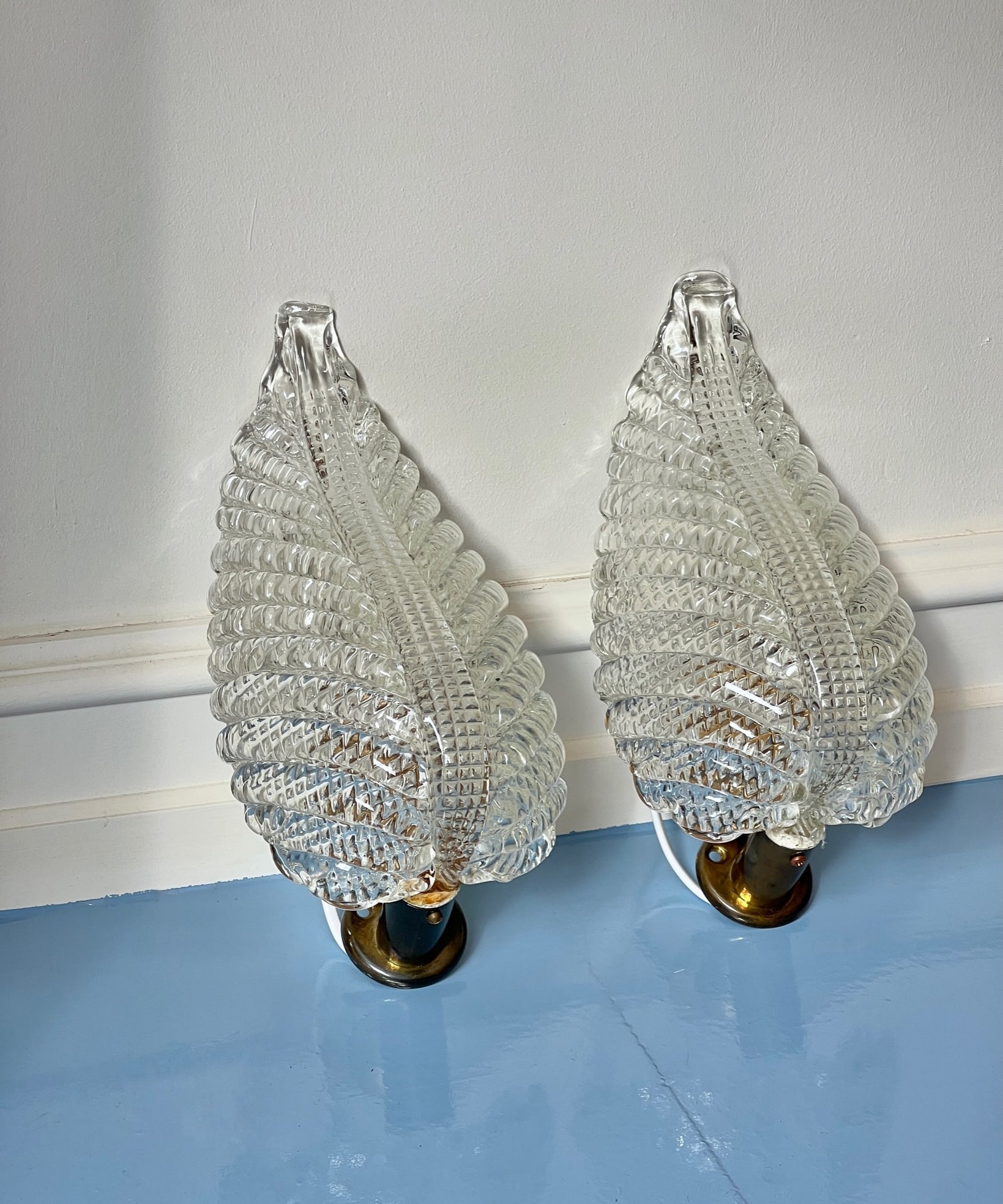 Vintage Murano leaf wall lamp (2 available)