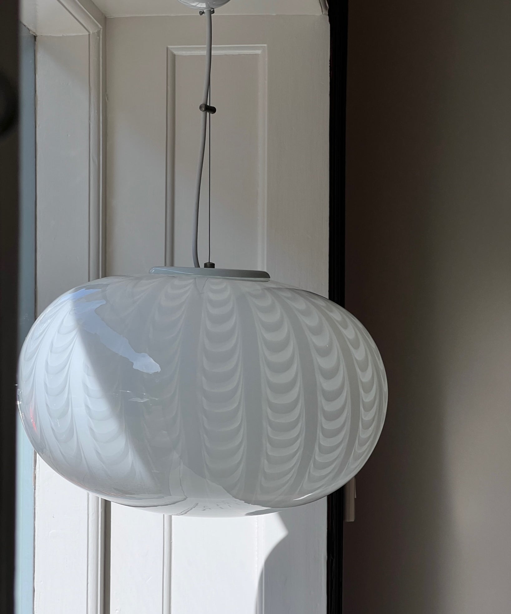 Vintage Murano white vertical pattern oval ceiling lamp (D45)