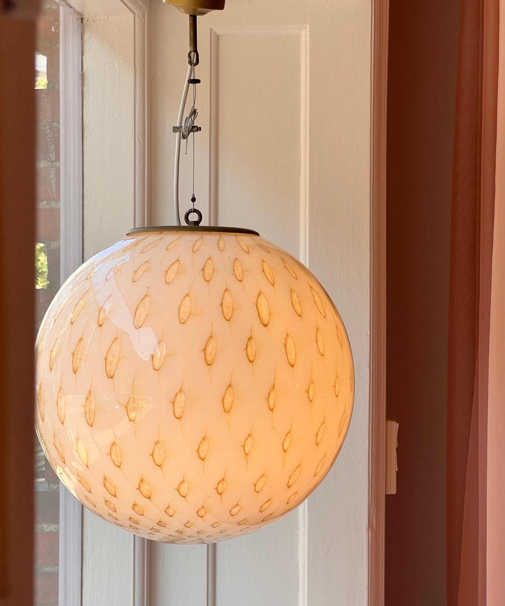 Vintage round white/gold dotted Murano ceiling lamp (D40)