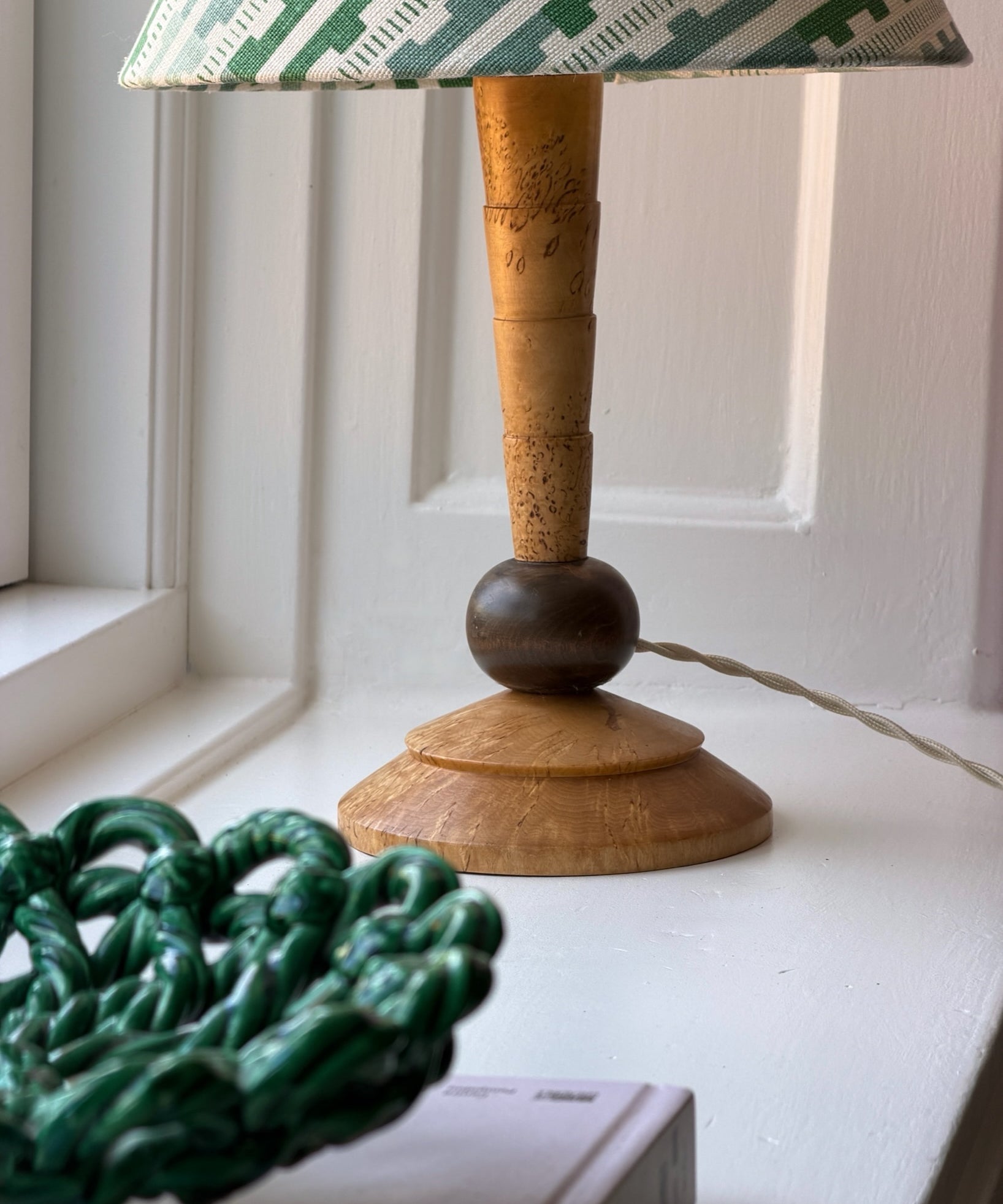 Vintage burl wood table lamp (incl. lampshade)