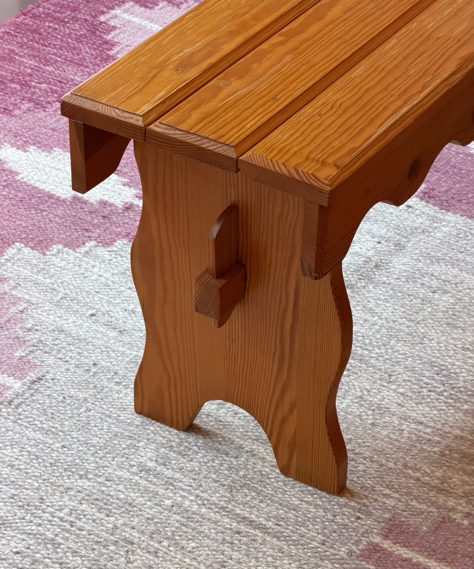 Vintage Swedish pine wood bench/side table