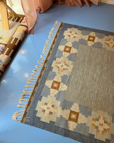 Vintage blue flat weave rug by Ingegerd Silow (IS)